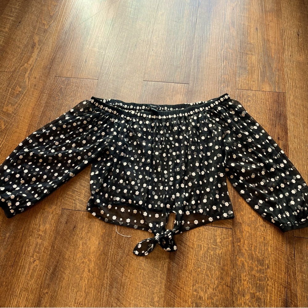 See through cold shoulder crop top